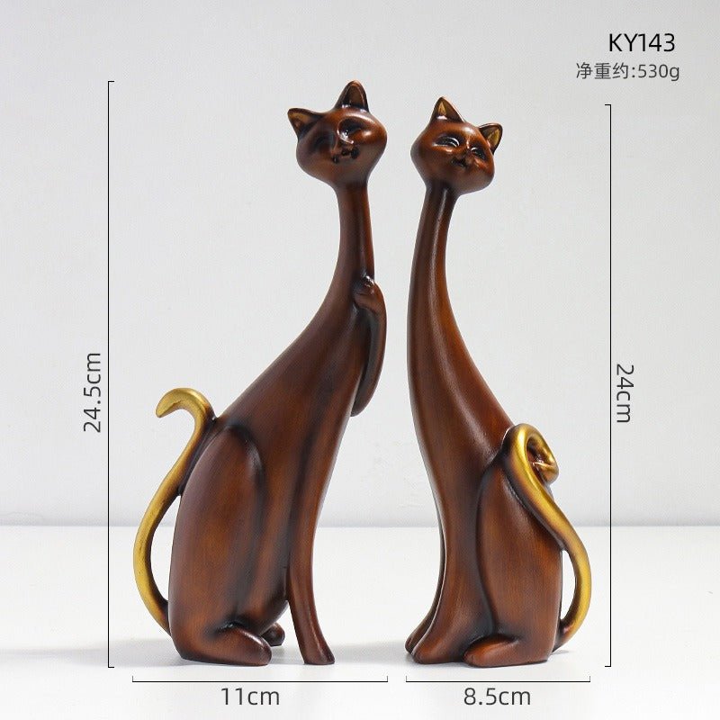 1Pcs European style oil painting couple cat animal ornaments, living room TV cabinet, foyer wine cabinet decoration, resin crafts - Chanel - byDesign Exclusive Finds